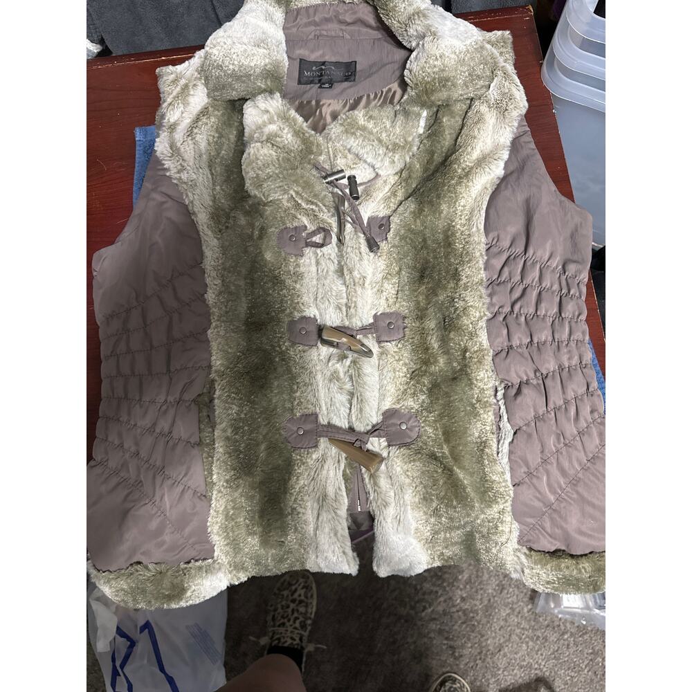 Montanaco Women's Faux Fur Vest with Zipper Pockets‎ (3F575) sz M Taupe